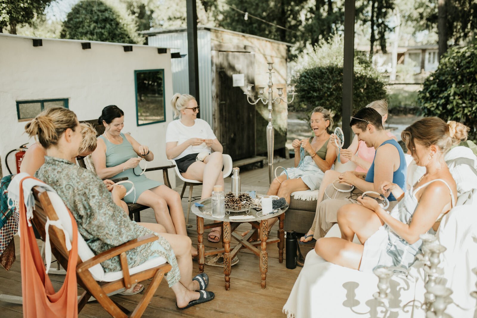 Gemütliches Beisammensein auf der Terrasse